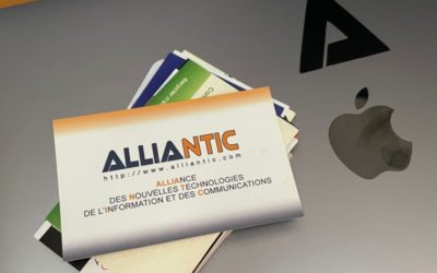 Une GPT qui transforme automatiquement une carte de visite en contact dans votre téléphone